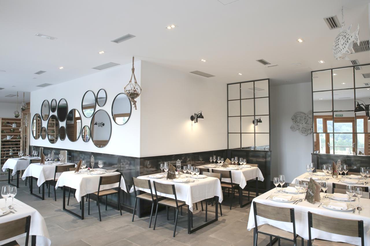 Malkorra Hotel & Restaurant Ирун Экстерьер фото
